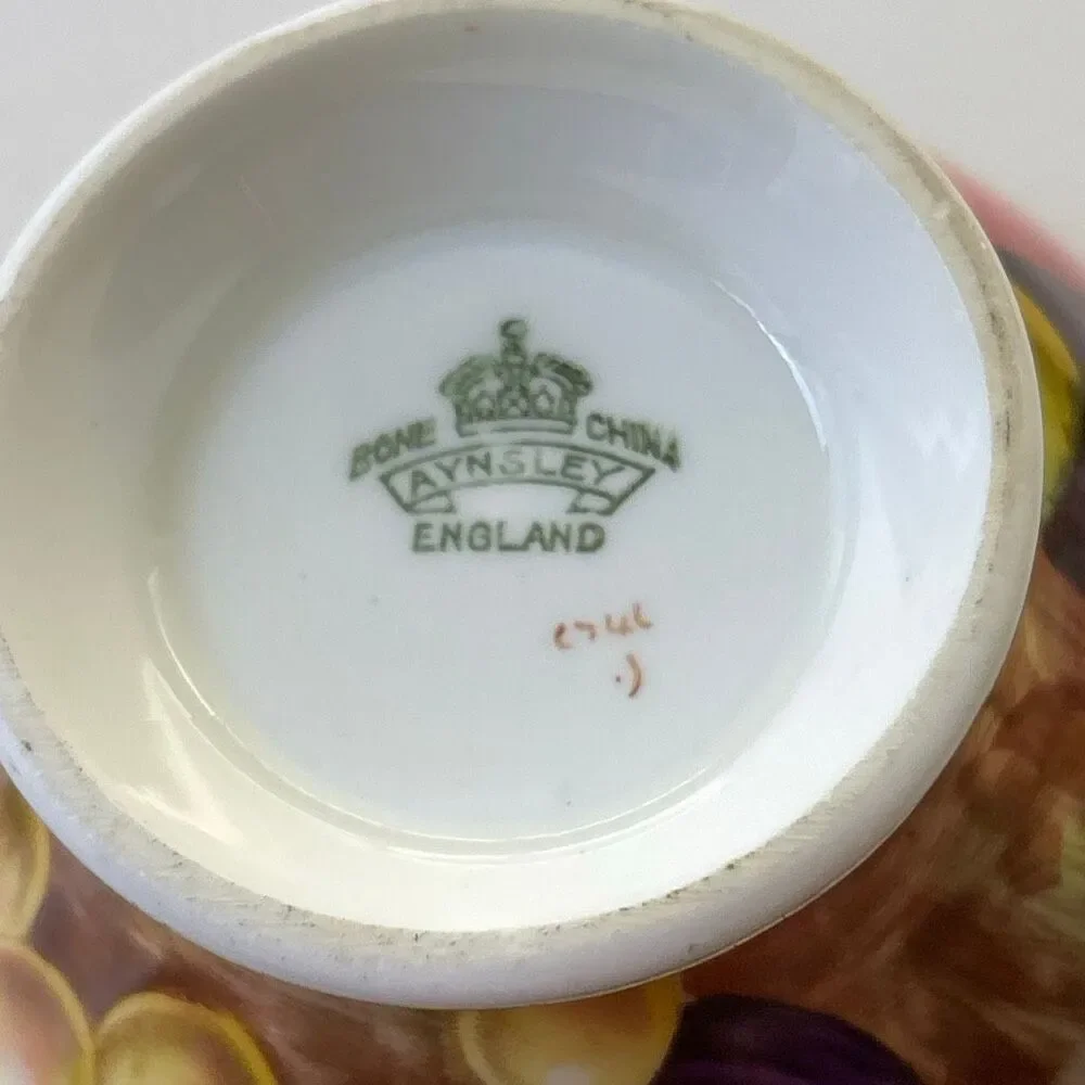 Vtg Aynsley Orchard Fruit Gold Tea Cup Saucer English Bone China England scallop